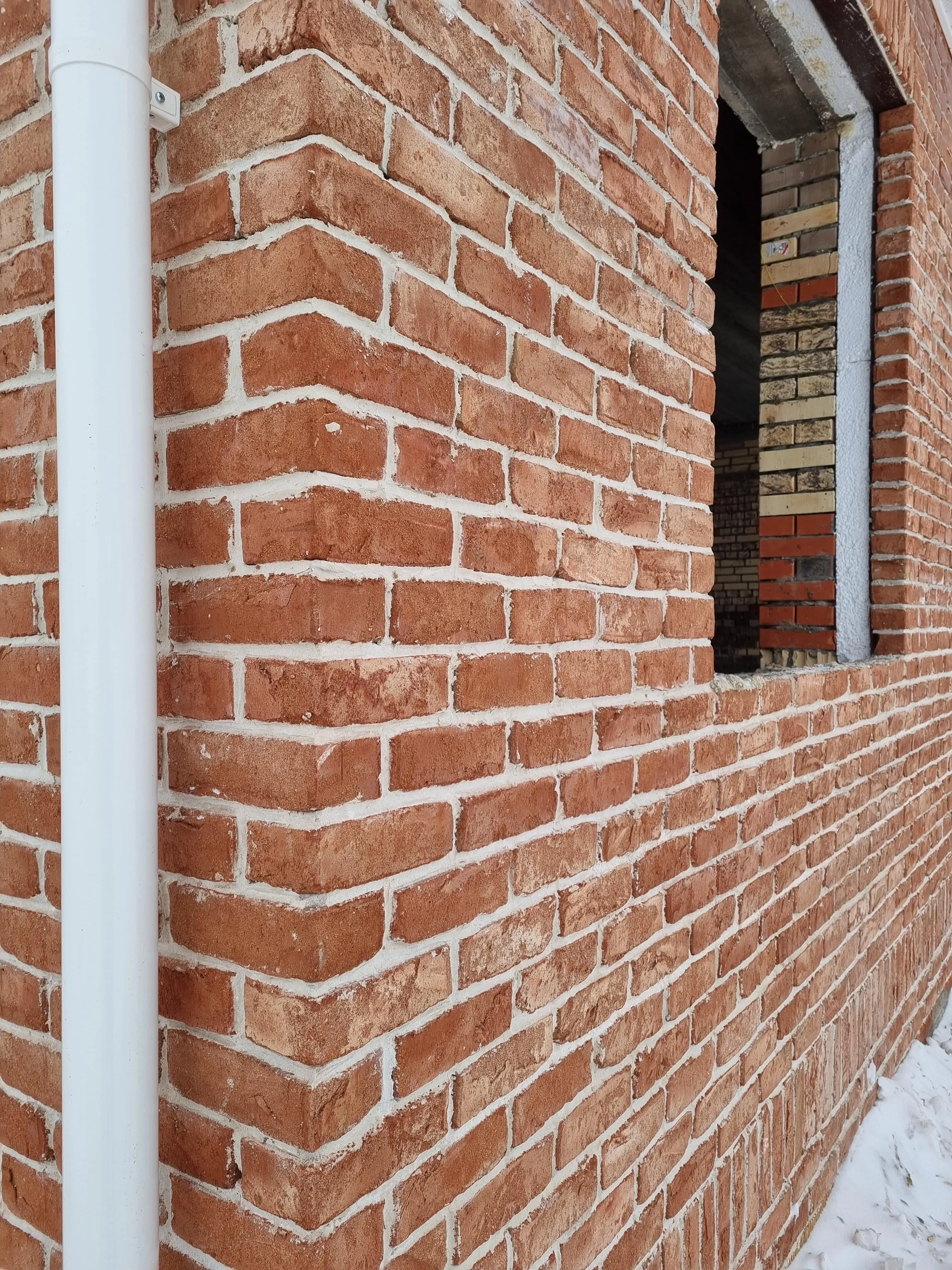 Кирпич ручной формовки Faber Jar Петровский Штандарт Красный – купить по низкой цене в Тюмени в интернет-магазине Стройснаб Кирпич ручной формовки Faber Jar Петровский Штандарт Красный в Тюмени