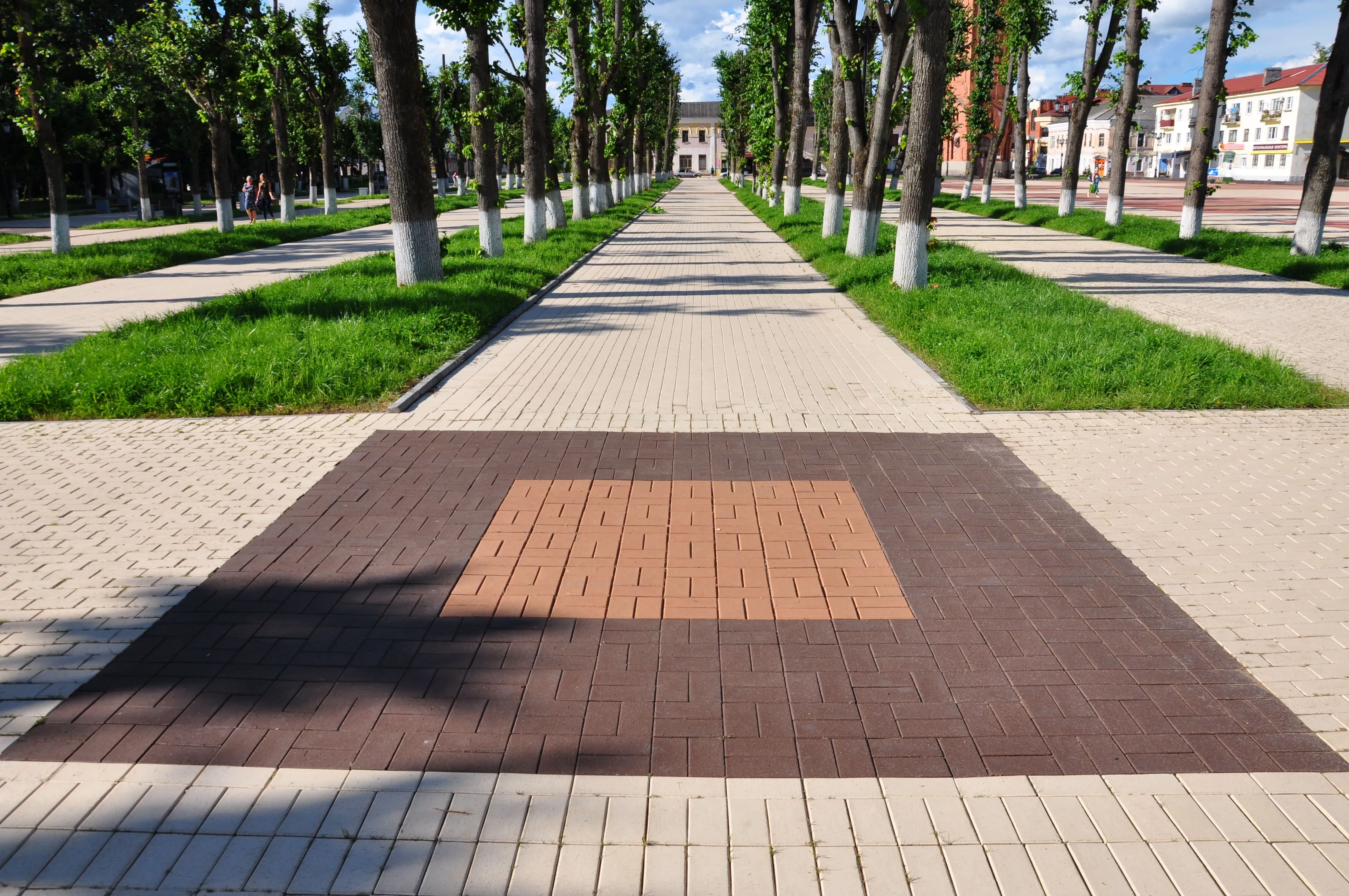 Плитка клинкерная тротуарная ЛСР Мюнхен коричневый Классик 200*100*50 – купить по низкой цене в Тюмени в интернет-магазине Стройснаб Плитка клинкерная тротуарная ЛСР Мюнхен коричневый Классик 200*100*50 в Тюмени