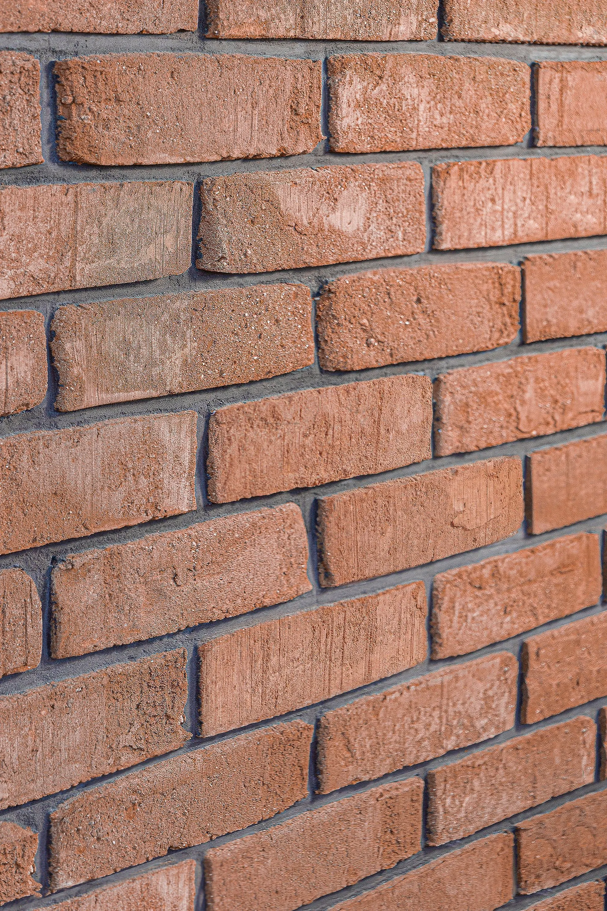 Кирпич ручной формовки Faber Jar Петровский Штандарт Красный – купить по низкой цене в Тюмени в интернет-магазине Стройснаб Кирпич ручной формовки Faber Jar Петровский Штандарт Красный в Тюмени