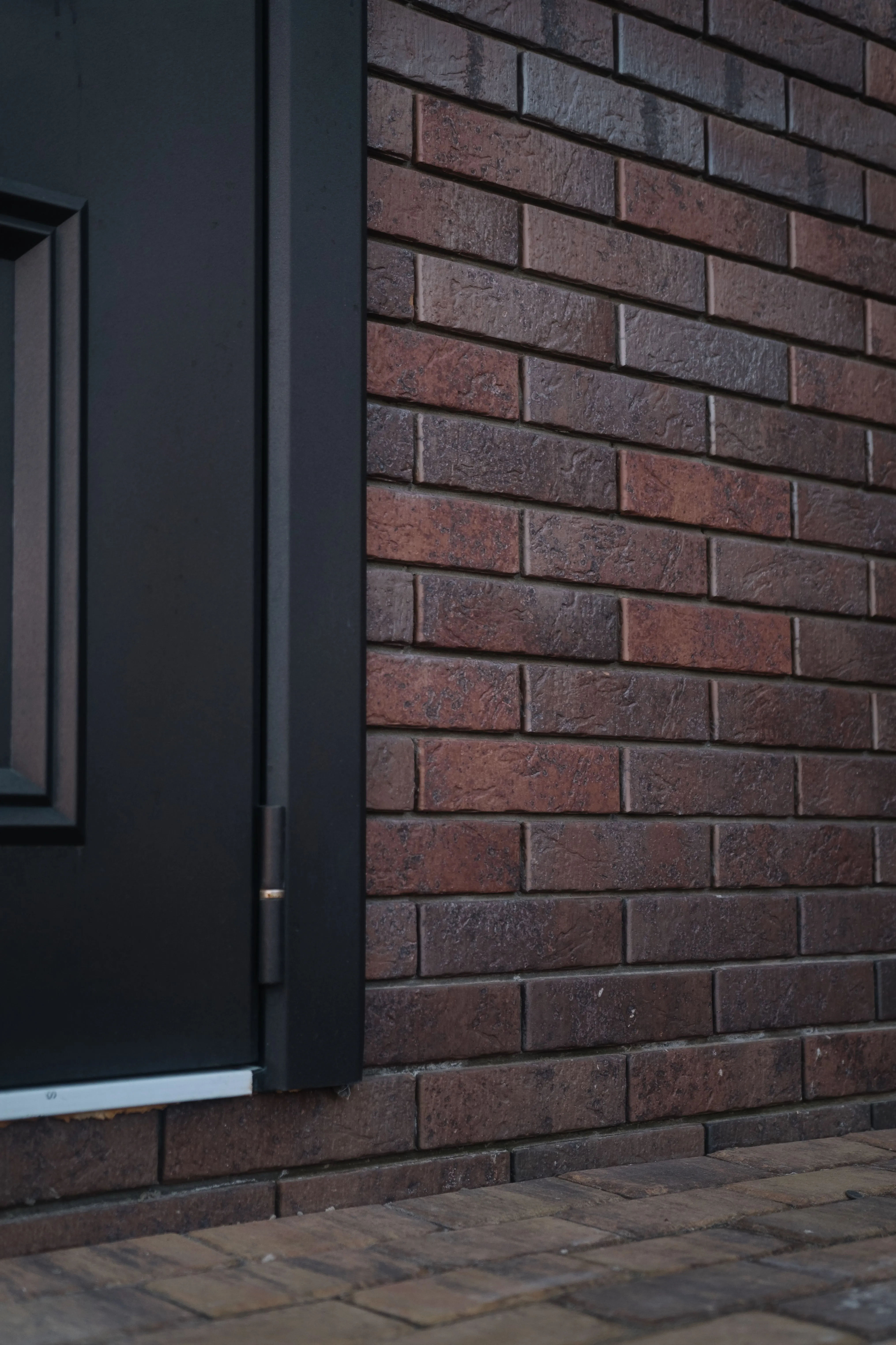 Кирпич керамический лицевой Ликолор Тайга морион юг скала 0,7 НФ – купить по низкой цене в Тюмени в интернет-магазине Стройснаб Кирпич керамический лицевой Ликолор Тайга морион юг скала 0,7 НФ в Тюмени