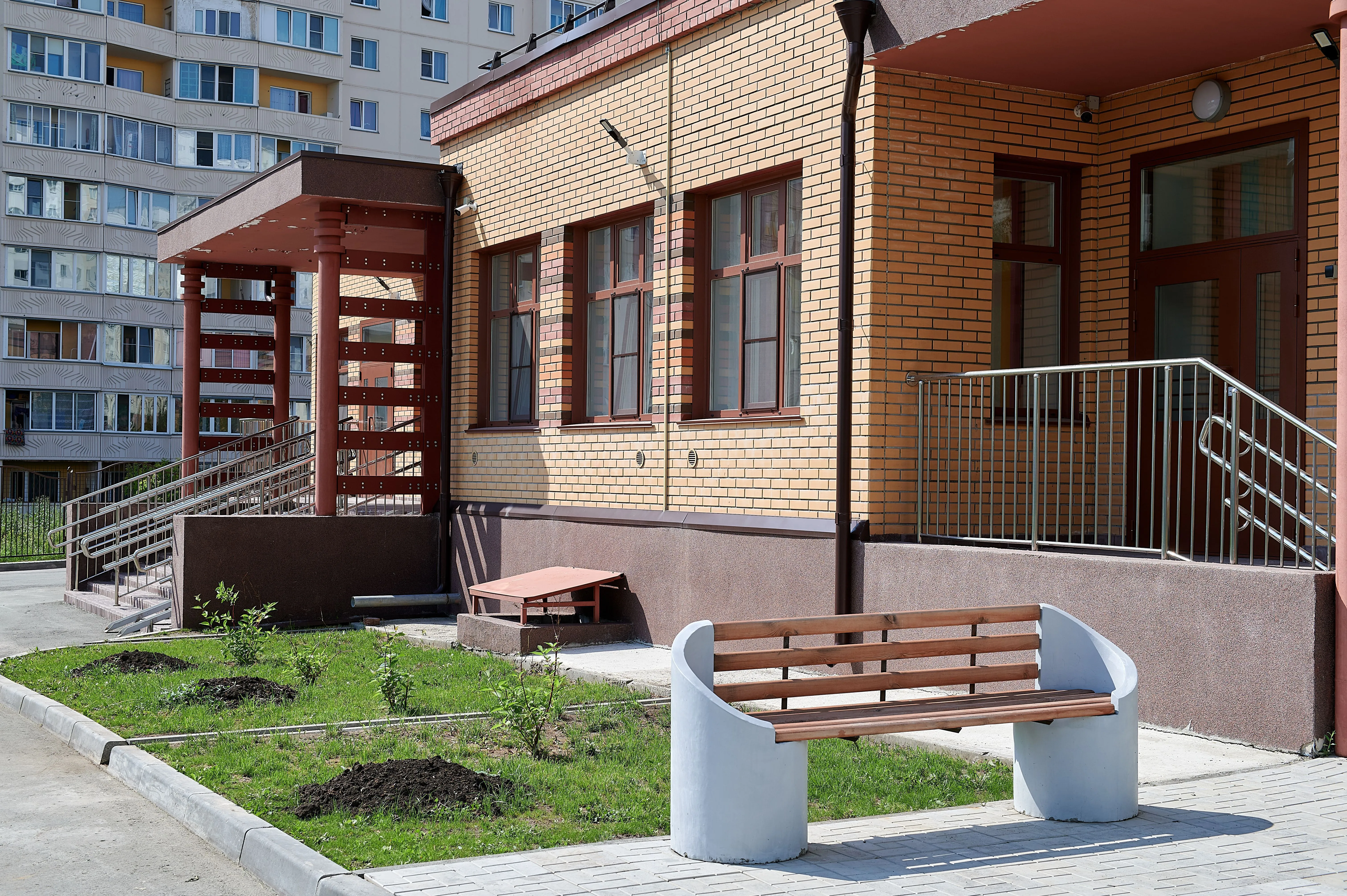 Кирпич керамический лицевой Ликолор соломенный гладкий 1 НФ – купить по низкой цене в Тюмени в интернет-магазине Стройснаб Кирпич керамический лицевой Ликолор соломенный гладкий 1 НФ в Тюмени