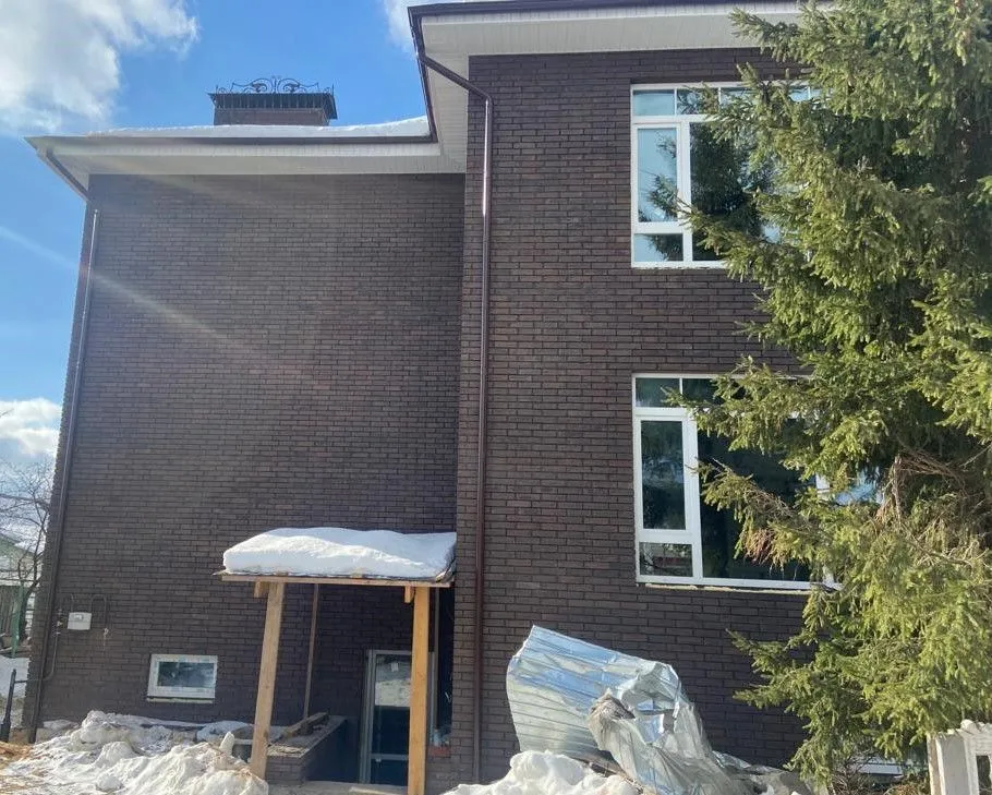 Кирпич клинкерный Faber Jar 0,7 НФ Невский – купить по низкой цене в Тюмени в интернет-магазине Стройснаб Кирпич клинкерный Faber Jar 0,7 НФ Невский в Тюмени