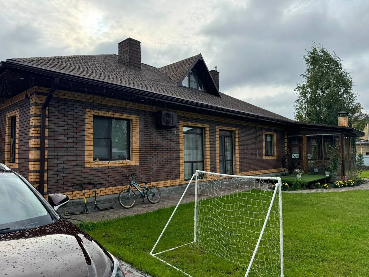 Кирпич керамический лицевой Ликолор Тайга морион юг скала 0,7 НФ – купить по низкой цене в Тюмени в интернет-магазине Стройснаб Кирпич керамический лицевой Ликолор Тайга морион юг скала 0,7 НФ в Тюмени