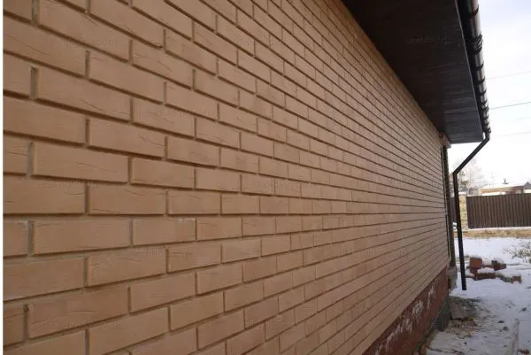 Кирпич керамический лицевой ЖКЗ соломенный дерево 1 НФ в Тюмени