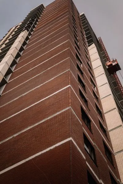 Кирпич керамический лицевой Ликолор Тайга Вулканы Пылающий камень 0,7 НФ – купить по низкой цене в Тюмени в интернет-магазине Стройснаб Кирпич керамический лицевой Ликолор Тайга Вулканы Пылающий камень 0,7 НФ в Тюмени