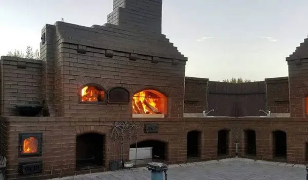 Кирпич керамический лицевой ЛСР коричневый гладкий полнотелый 1 НФ – купить по низкой цене в Тюмени в интернет-магазине Стройснаб Кирпич керамический лицевой ЛСР коричневый гладкий полнотелый 1 НФ в Тюмени