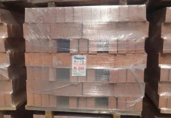 Кирпич КЕММА рядовой полнотелый одинарный с фаской в Тюмени