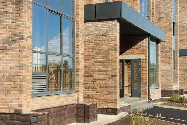 1fe050ef6f5735a3a5437b8960fa115a