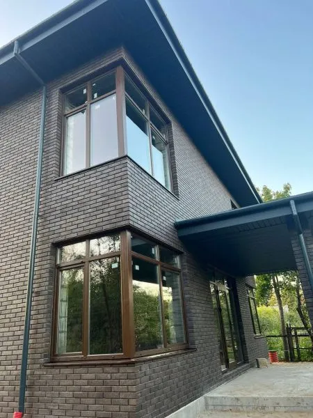 Кирпич керамический лицевой Ликолор Тайга графит магма 0,7 НФ – купить по низкой цене в Тюмени в интернет-магазине Стройснаб Кирпич керамический лицевой Ликолор Тайга графит магма 0,7 НФ в Тюмени