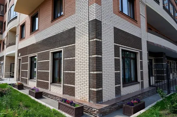 Ипподромская улица, 48 (41)