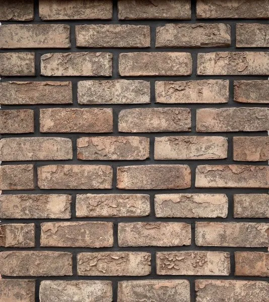 Кирпич ручной формовки Faber Jar Петровский Штандарт Коричневый – купить по низкой цене в Тюмени в интернет-магазине Стройснаб Кирпич ручной формовки Faber Jar Петровский Штандарт Коричневый в Тюмени