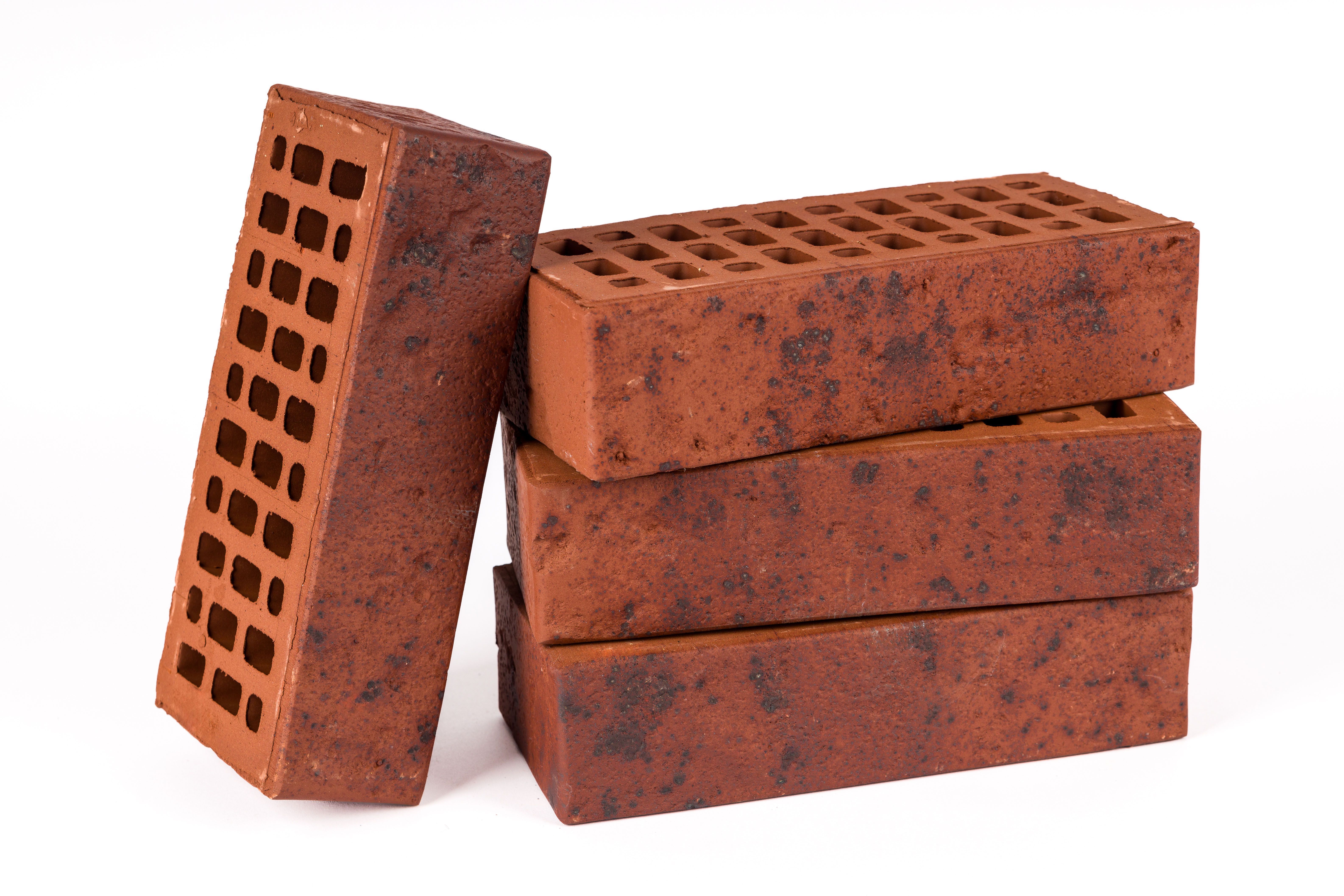 Кирпич керамический лицевой Ликолор Тайга Вулканы Красный оберег 1 НФ – купить по низкой цене в Тюмени в интернет-магазине Стройснаб Кирпич керамический лицевой Ликолор Тайга Вулканы Красный оберег 1 НФ в Тюмени