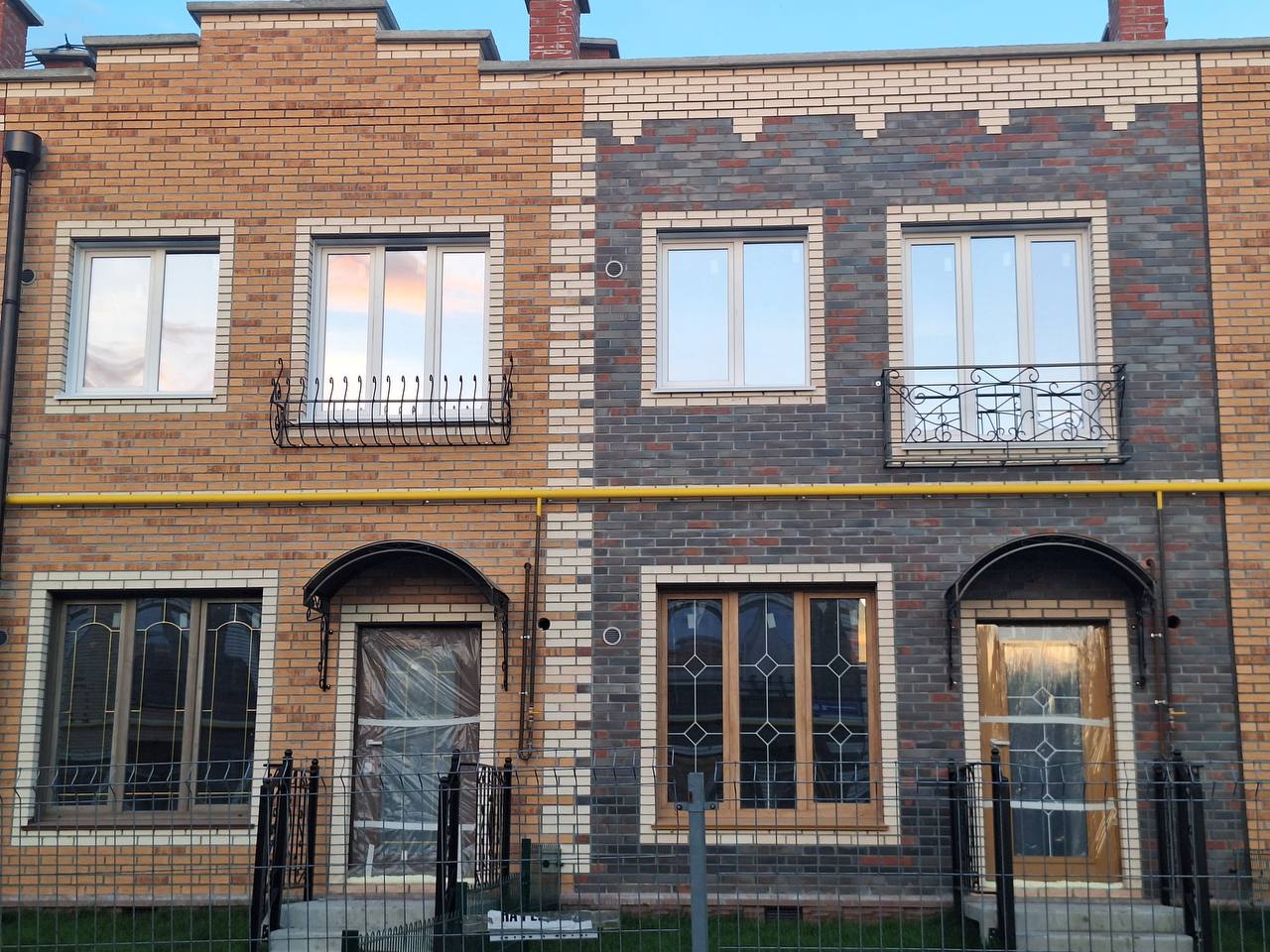 Кирпич керамический лицевой Ликолор Тайга Вулканы Камень счастья 0,7 НФ – купить по низкой цене в Тюмени в интернет-магазине Стройснаб Кирпич керамический лицевой Ликолор Тайга Вулканы Камень счастья 0,7 НФ в Тюмени