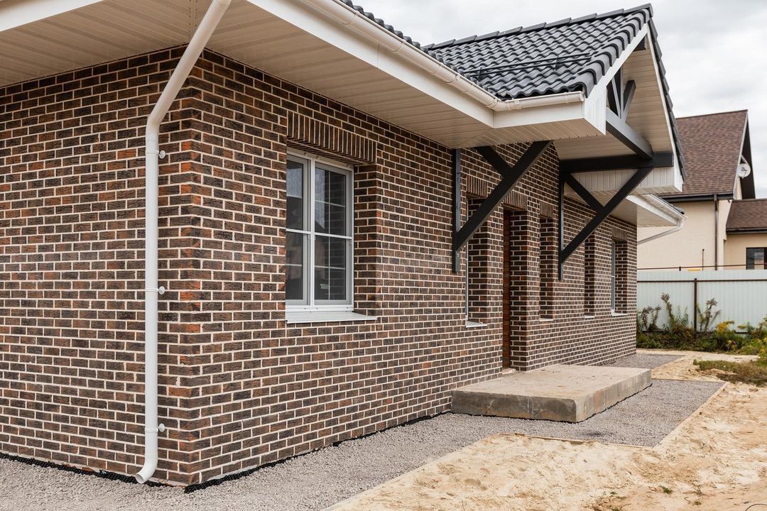 Кирпич керамический Керма BRITANIKA STAFFORD 0,73 НФ – купить по низкой цене в Тюмени в интернет-магазине Стройснаб Кирпич керамический Керма BRITANIKA STAFFORD 0,73 НФ в Тюмени