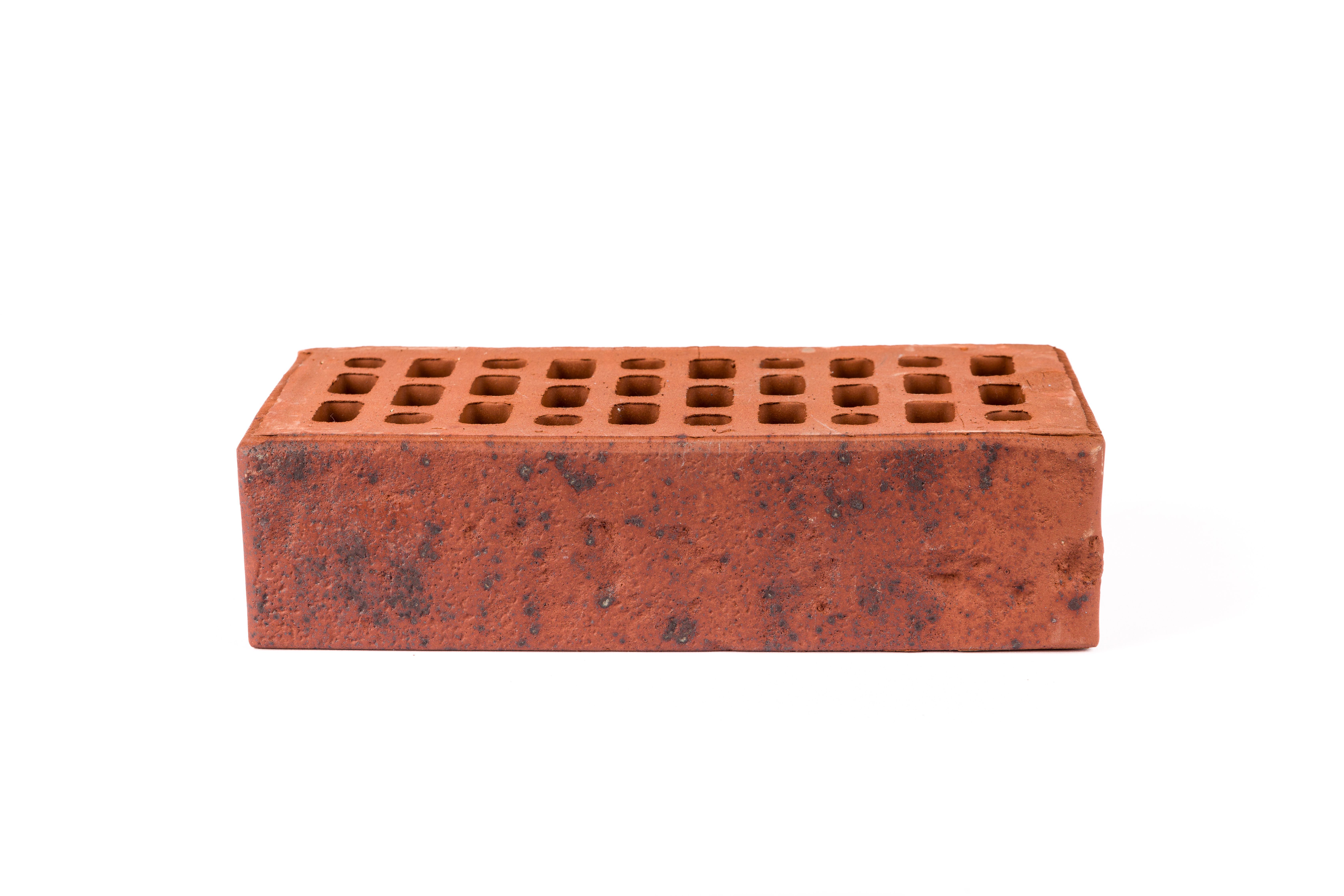 Кирпич керамический лицевой Ликолор Тайга Вулканы Красный оберег 0,7 НФ – купить по низкой цене в Тюмени в интернет-магазине Стройснаб Кирпич керамический лицевой Ликолор Тайга Вулканы Красный оберег 0,7 НФ в Тюмени