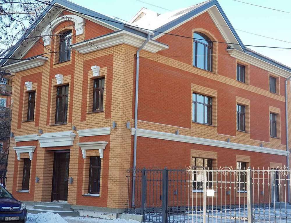 Кирпич керамический лицевой ОСМиБТ красный бархат 1 НФ – купить по низкой цене в Тюмени в интернет-магазине Стройснаб Кирпич керамический лицевой ОСМиБТ красный бархат 1 НФ в Тюмени