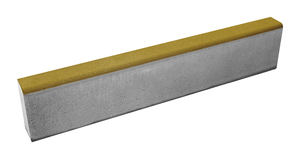 Бордюр тротуарный Берит на белом цементе в Тюмени