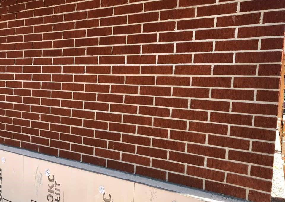 Кирпич керамический лицевой ЖКЗ красный бархат 0,7 НФ – купить по низкой цене в Тюмени в интернет-магазине Стройснаб Кирпич керамический лицевой ЖКЗ красный бархат 0,7 НФ в Тюмени