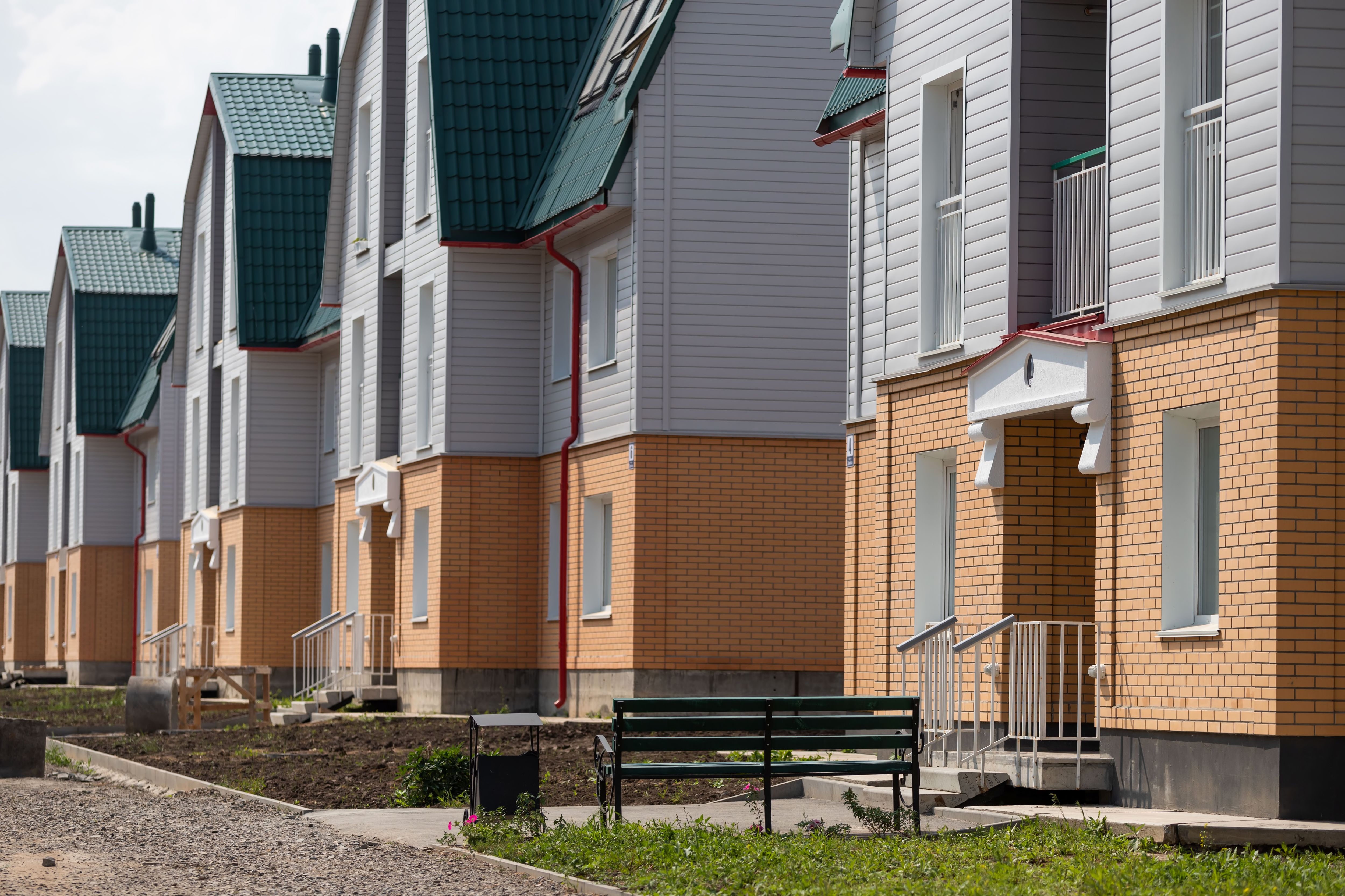 Кирпич керамический лицевой Ликолор соломенный гладкий 1 НФ – купить по низкой цене в Тюмени в интернет-магазине Стройснаб Кирпич керамический лицевой Ликолор соломенный гладкий 1 НФ в Тюмени