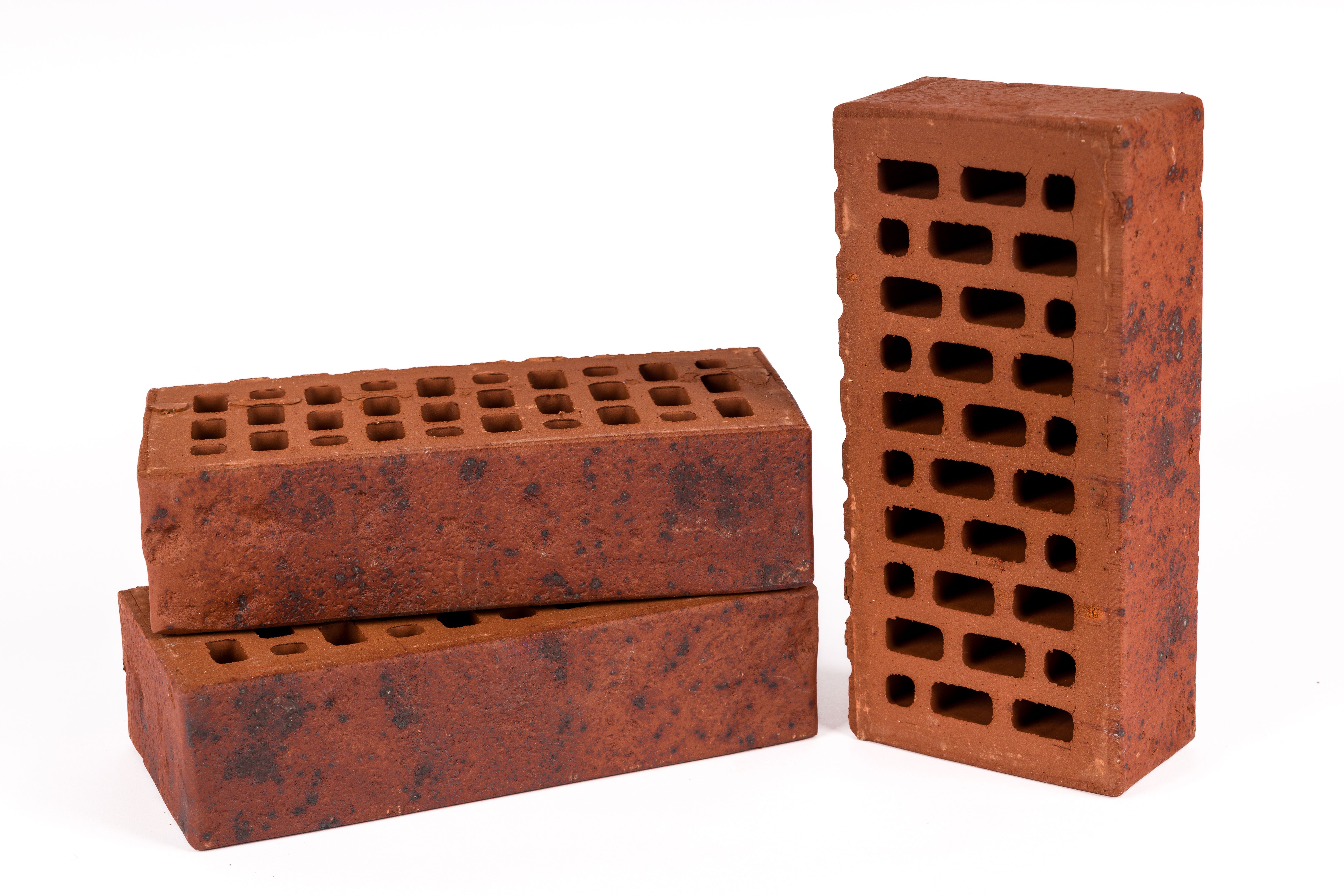 Кирпич керамический лицевой Ликолор Тайга Вулканы Красный оберег 0,7 НФ – купить по низкой цене в Тюмени в интернет-магазине Стройснаб Кирпич керамический лицевой Ликолор Тайга Вулканы Красный оберег 0,7 НФ в Тюмени