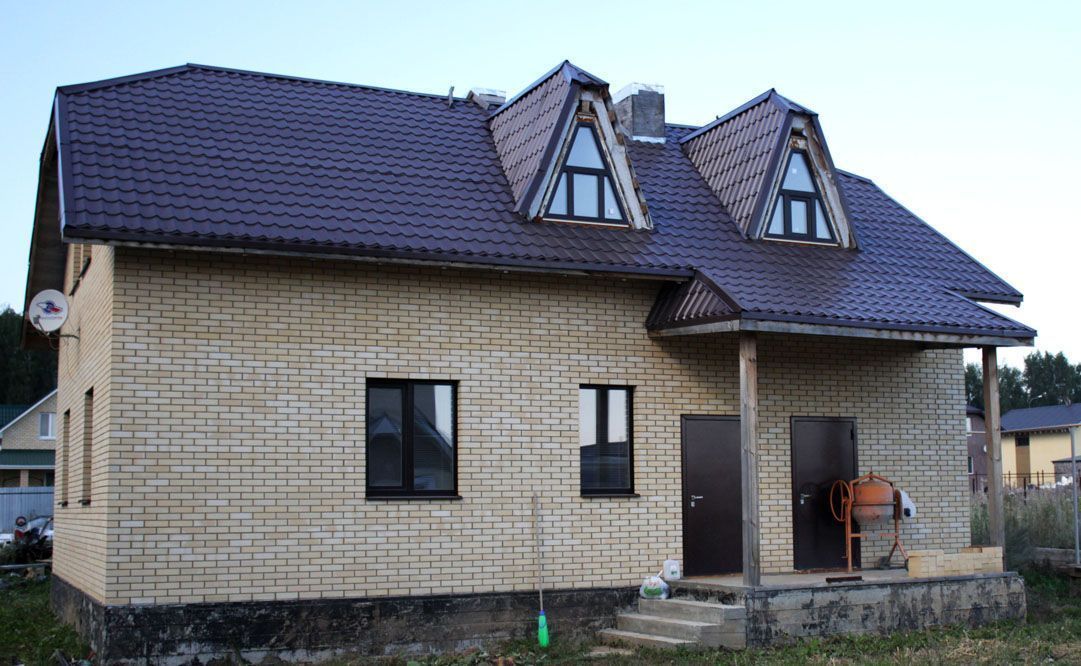 Кирпич силикатный Поревит одинарный лицевой пустотелый желтый – купить по низкой цене в Тюмени в интернет-магазине Стройснаб Кирпич силикатный Поревит одинарный лицевой пустотелый желтый в Тюмени