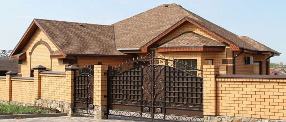 Кирпич керамический лицевой ОСМиБТ солома гладкий 1,4 НФ – купить по низкой цене в Тюмени в интернет-магазине Стройснаб Кирпич керамический лицевой ОСМиБТ солома гладкий 1,4 НФ в Тюмени