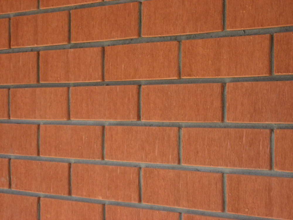 Кирпич керамический лицевой ЖКЗ красный бархат 1,4 НФ – купить по низкой цене в Тюмени в интернет-магазине Стройснаб Кирпич керамический лицевой ЖКЗ красный бархат 1,4 НФ в Тюмени