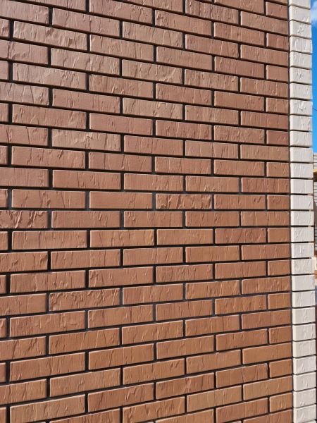 Кирпич керамический лицевой ЖКЗ тёмно-коричневый дерево 1 НФ в Тюмени