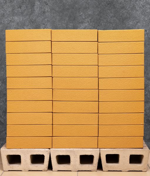 Кирпич керамический лицевой Ликолор соломенный шагрень 0,7 НФ в Тюмени