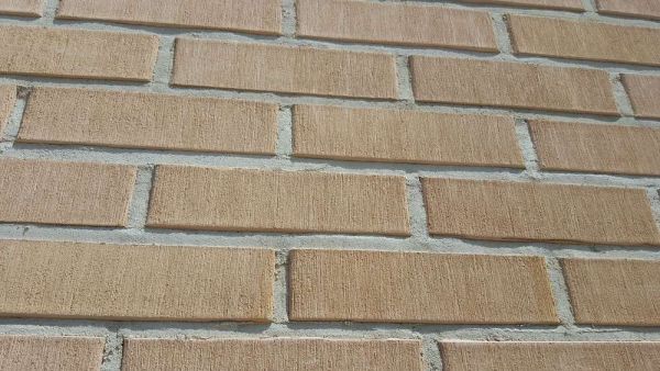 Кирпич керамический лицевой ЖКЗ слоновая кость бархат 1 НФ – купить по низкой цене в Тюмени в интернет-магазине Стройснаб Кирпич керамический лицевой ЖКЗ слоновая кость бархат 1 НФ в Тюмени